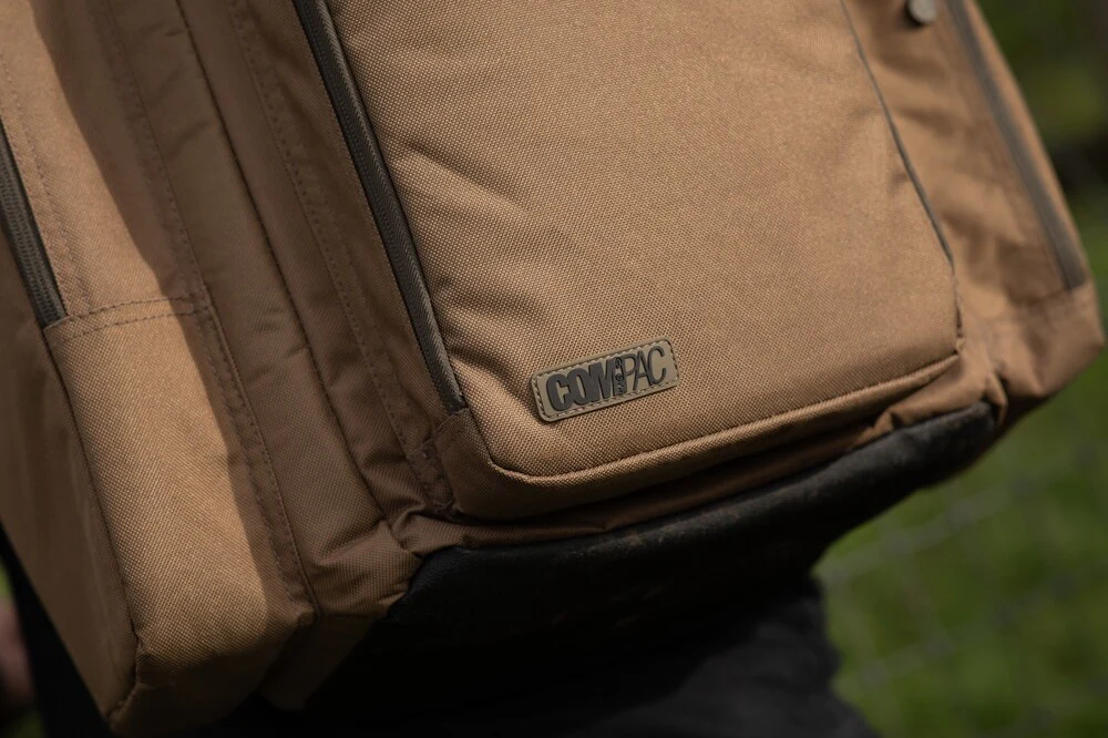 Korda Compac Rucksack 60l - Image 5
